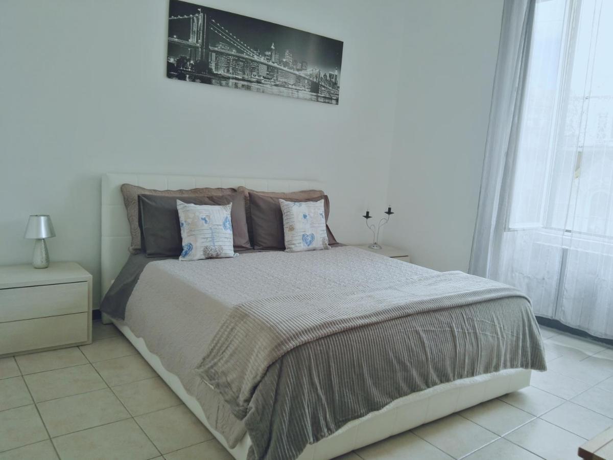 La Casa Sulla Piazzetta * Albenga